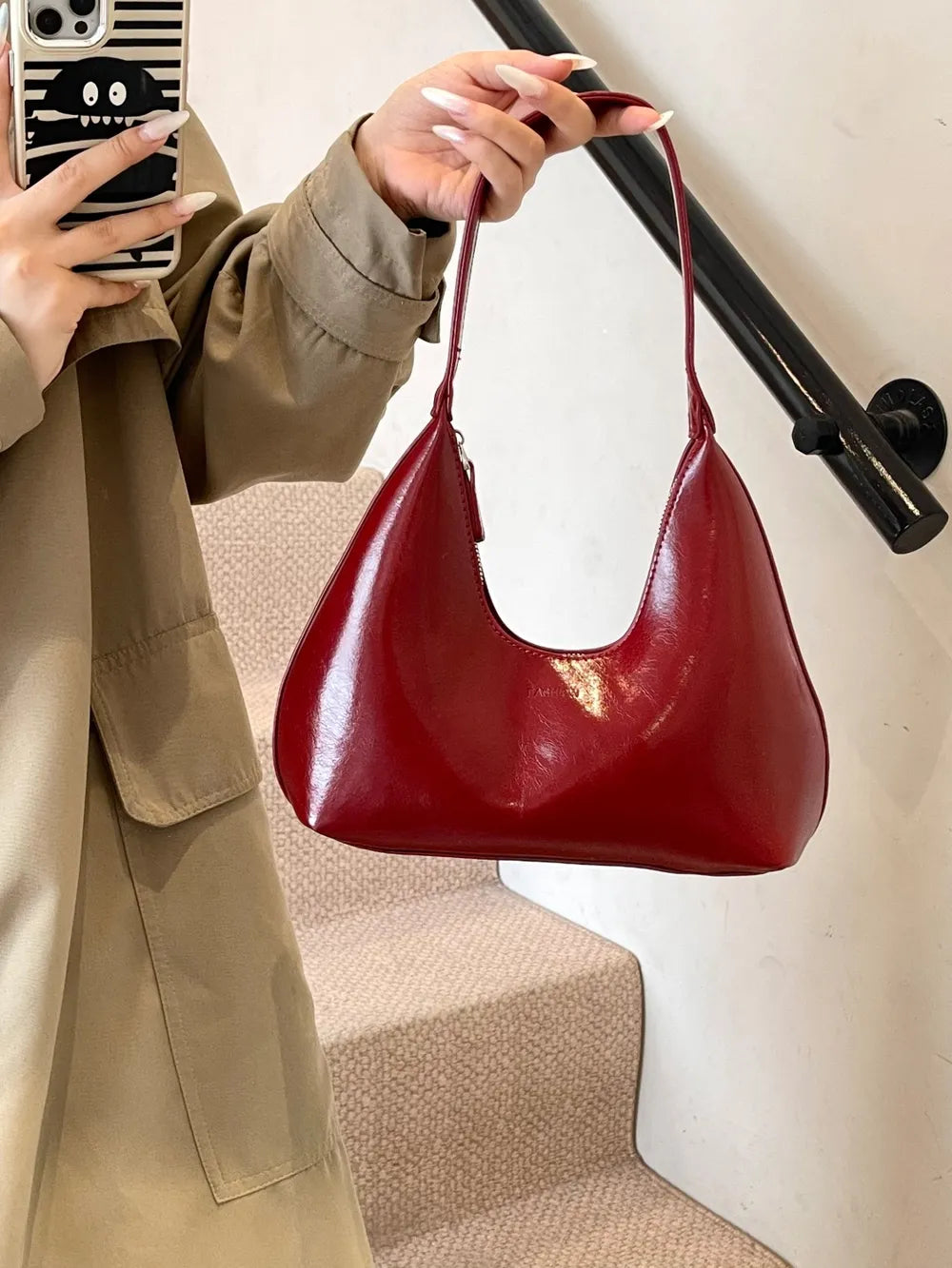 Deep Red / One Size