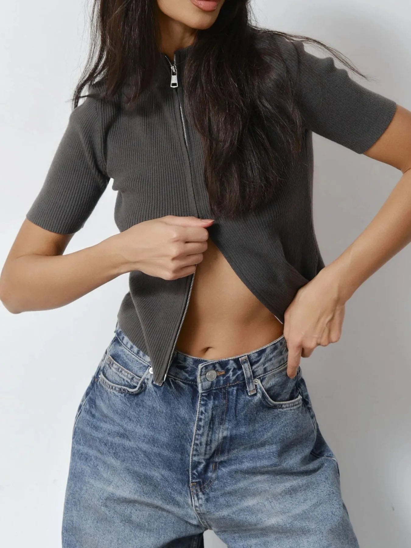 Dark Gray / S