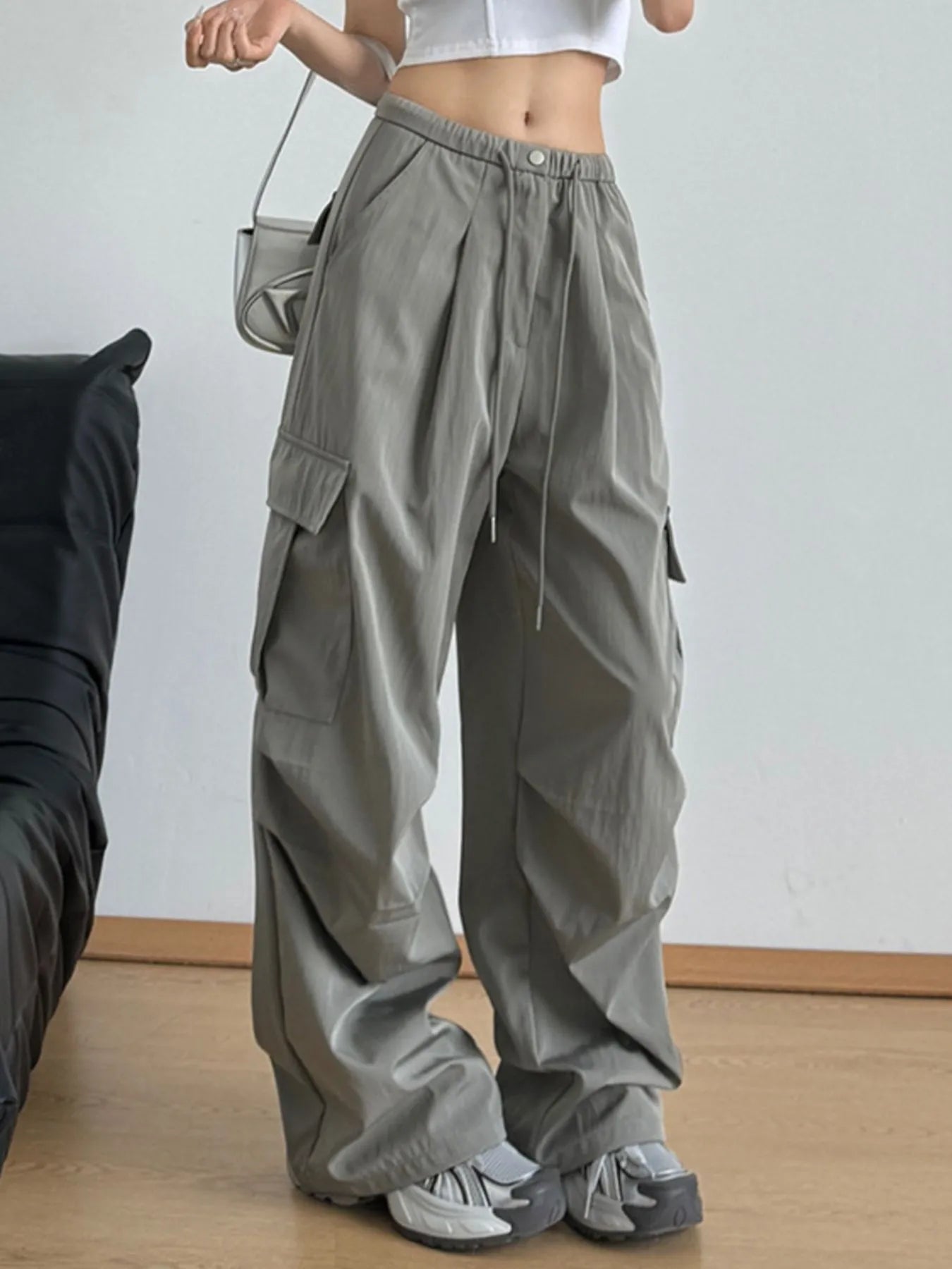 Gray / M