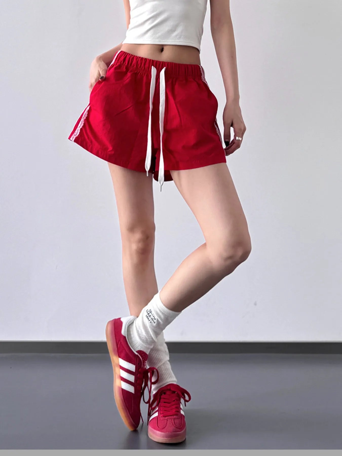 Red / S